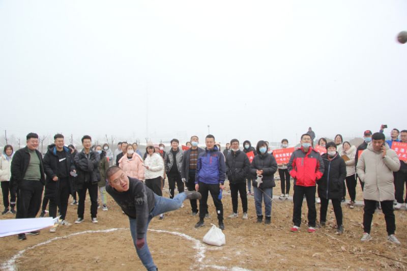 冬日里的一把火 ——“龙港杯”职工趣味运动会圆满结束！